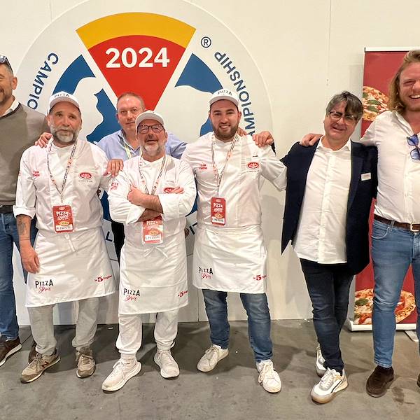 Agenti… con le mani in pasta!