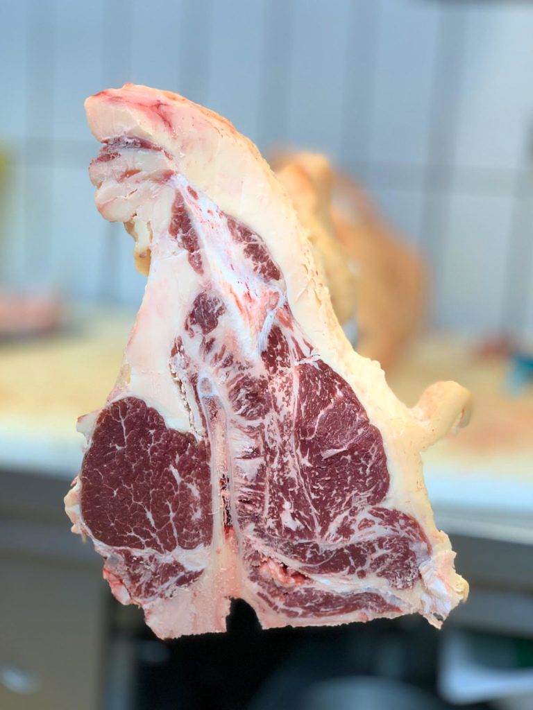 Cascina della taverna: Stuzzicante meta per gli intenditori della carne