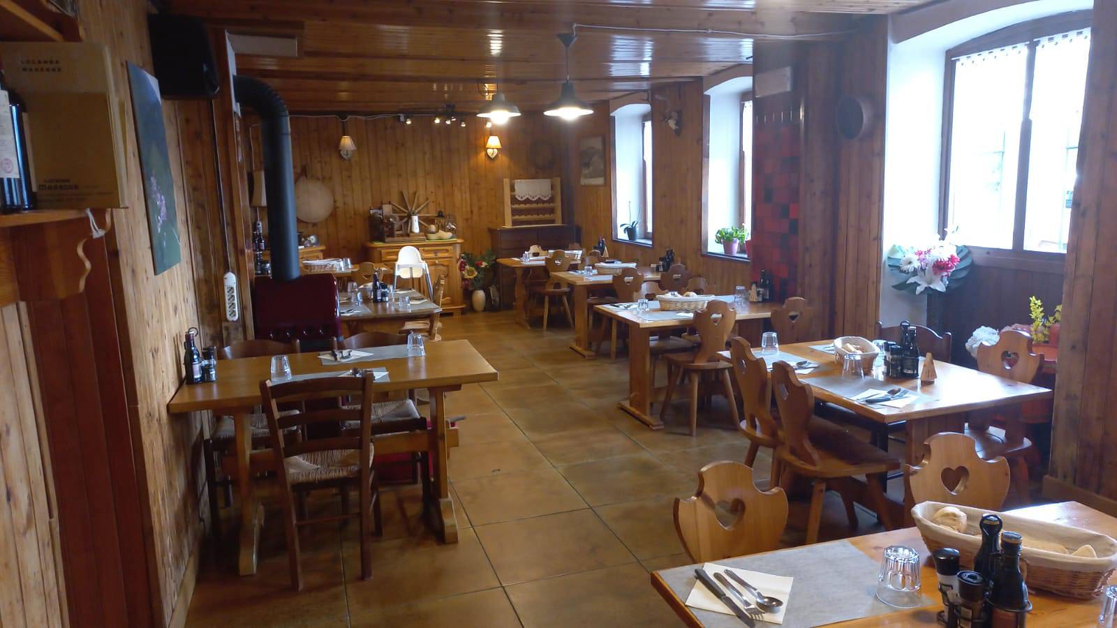 Passeggiata fino a Locanda Maregge, in Lessinia